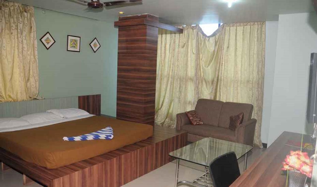 Hotel Bhubaneswari Classic Brahmapur Ngoại thất bức ảnh
